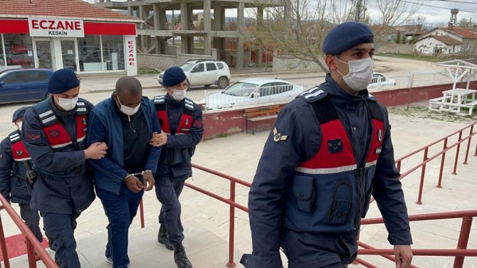 Milyonlarca Liralık Sahte Parayla Yakalanan Şüpheliler Adliyeye Sevk Edildi