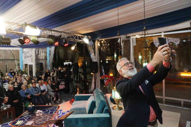 Eyüpsultan’da Ramazan Söyleşilerinin Konuğu Bahadır Yenişehirlioğlu Oldu