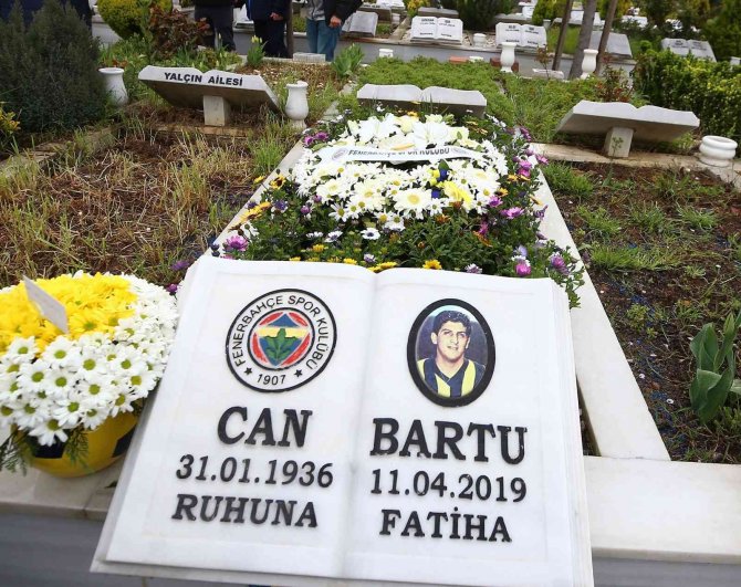 Can Bartu Kabri Başında Anıldı