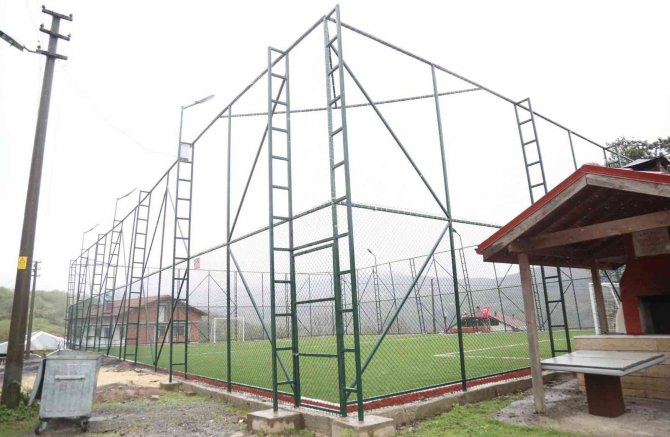 İ̇rşadiye’ye Futbol Sahası Kazandırıldı