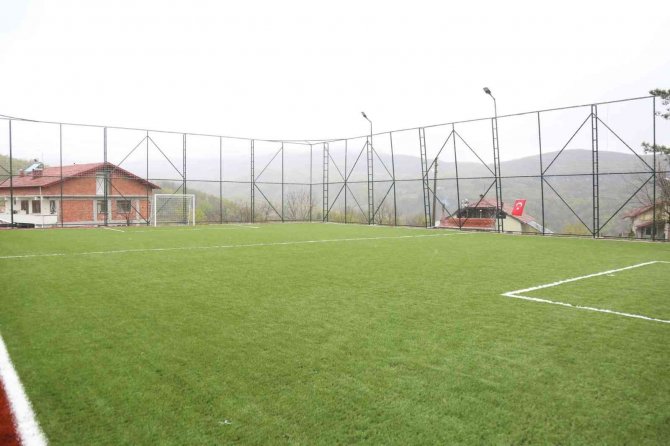 İ̇rşadiye’ye Futbol Sahası Kazandırıldı
