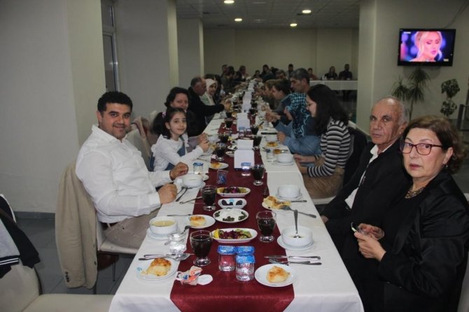 Bubfa’da İ̇ftar Yemeği İlgi Gördü.
