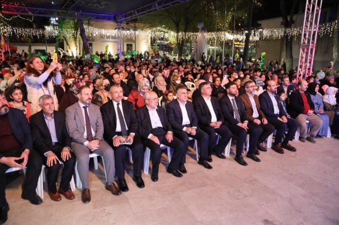 Kağıthane, Nursaçan Hoca Ve Yazar Gülcemal’i Ağırladı