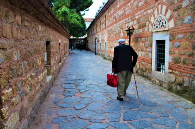 Asırlık İftar Geleneği Tarihi Camide 500 Yıldır Yaşatılıyor