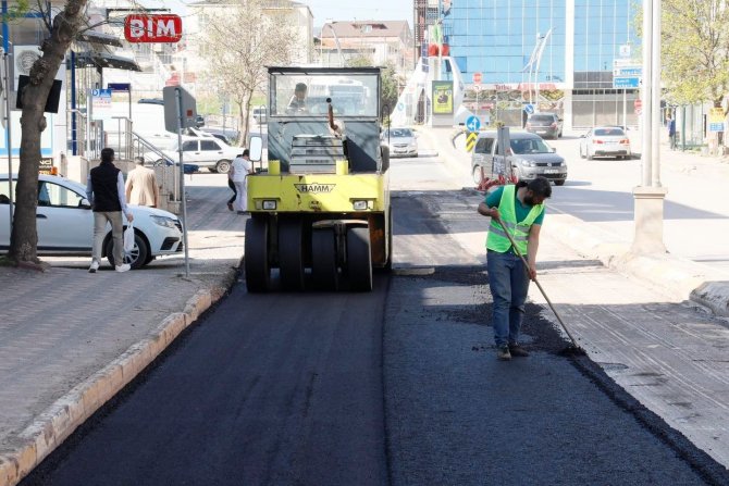 Akşemsettin Caddesi Asfaltlandı