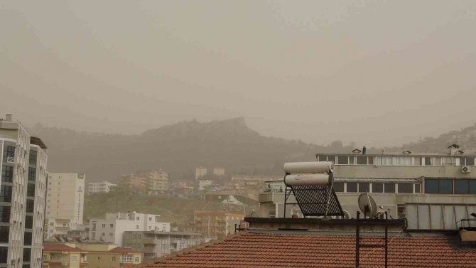 Mardin’de Toz Taşınımı Görüş Mesafesini Düşürdü