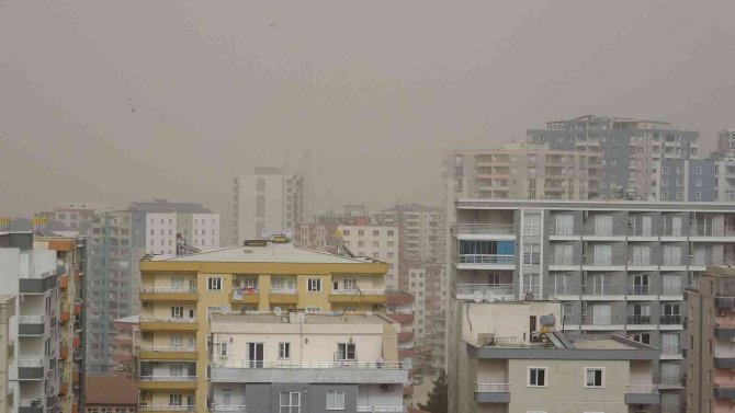 Mardin’de Toz Taşınımı Görüş Mesafesini Düşürdü
