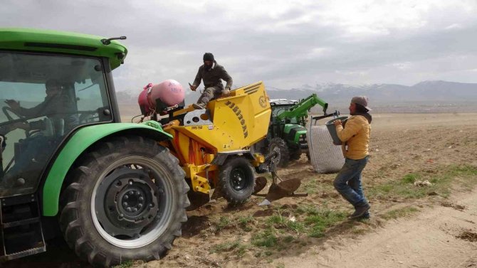Yazlık Patates Ekimi Başladı