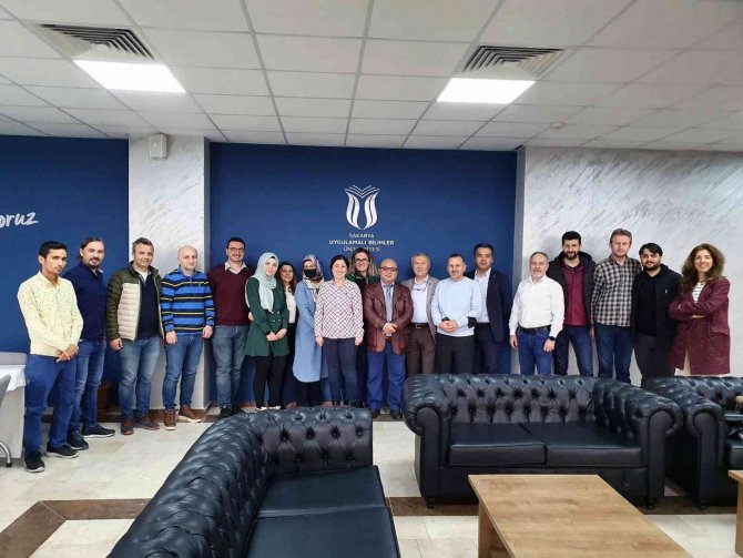 Subü’nün Genç Araştırmacıları Bilimsel Proje Yazmanın İnceliklerini Öğrendi