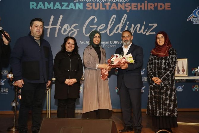Dursun Ali Erzincanlı, Şiir Ve Naat Gecesinde Sultangazililerle Buluştu