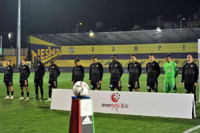 Spor Toto 1. Lig: Eyüpspor: 2 - Altınordu: 2