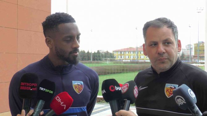 Mert Çetin: "Takımdaki Aile Ortamımızı Sahaya Yansıtıp Kazanacağız"
