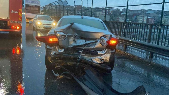 Tem Otoyolu’nda Zincirleme Kaza: 1 Yaralı