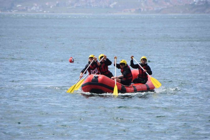Sinop’ta Rafting Heyecanı Başladı