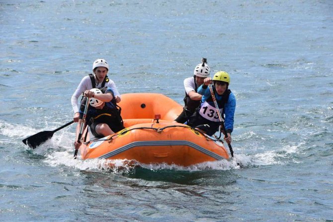 Sinop’ta Rafting Heyecanı Başladı