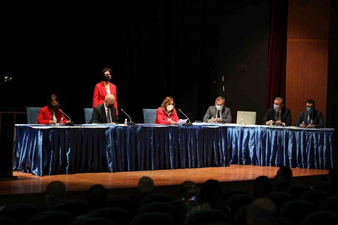 Yenimahalle Belediyesi’nin 2021 Faaliyetleri Onaylandı