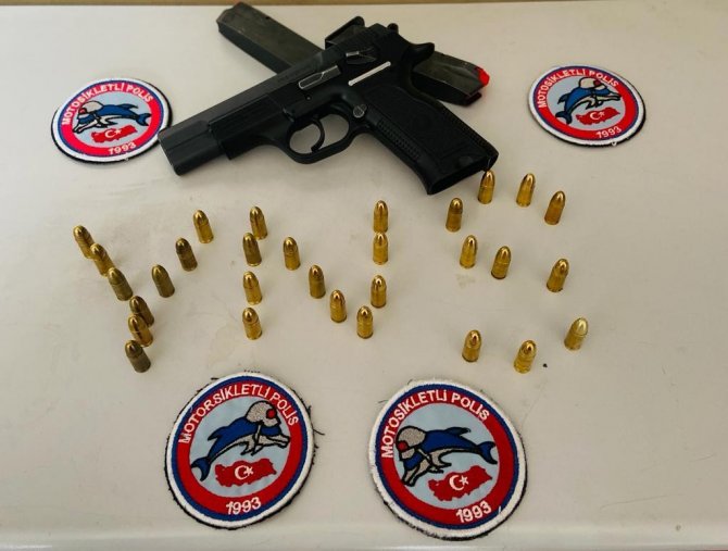 Van’da 22 Şahıs Tutuklandı
