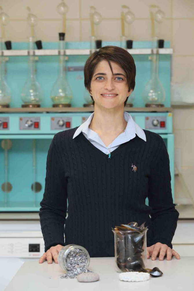 Atık Midye Kabuklarından Yapay Resif Malzemesi Üretti