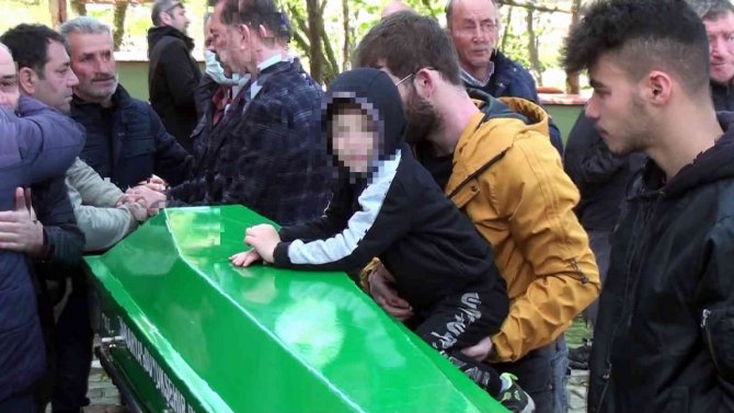 Kardeşi Tarafından Kazara Vurulan 9 Yaşındaki Çocuk Son Yolculuğuna Uğurlandı