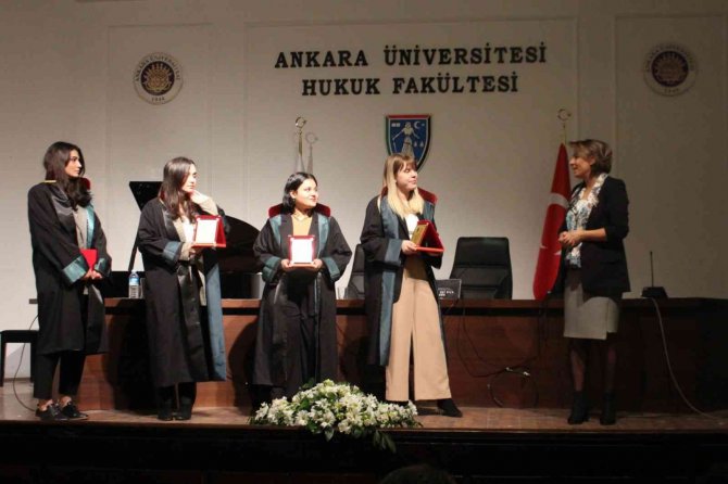 Mekteb-i Adliye Farazi Dava Yarışması’nda Anadolu Üniversitesinden Büyük Başarı