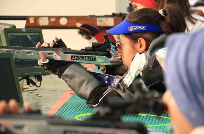 Atıcılıkta Erzincanlı Sporcular 2 Birincilik, 2 Üçüncülük Elde Etti