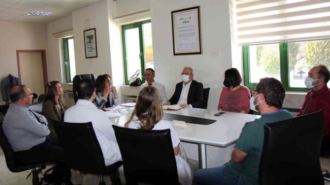 Uzman Hekimler Tedavi Gören Çocuklar İçin Buluştu