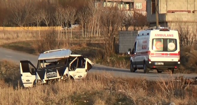 4 Göçmenin Öldüğü Kazada 3 Organizatör Adliyeye Sevk Edildi