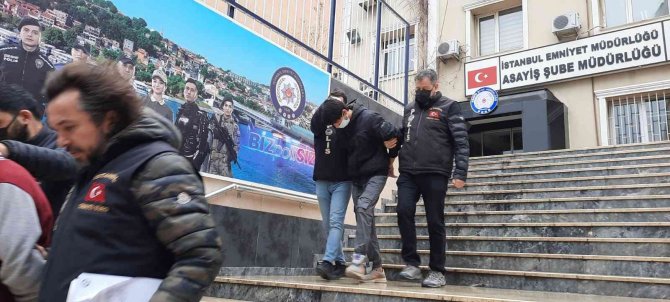 Ev Arkadaşını Öldüren Zanlılar Tutuklandı