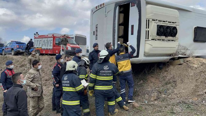 Cezaevi Otobüsü Devrildi, 4’ü Jandarma Personeli 6 Kişi Yaralandı