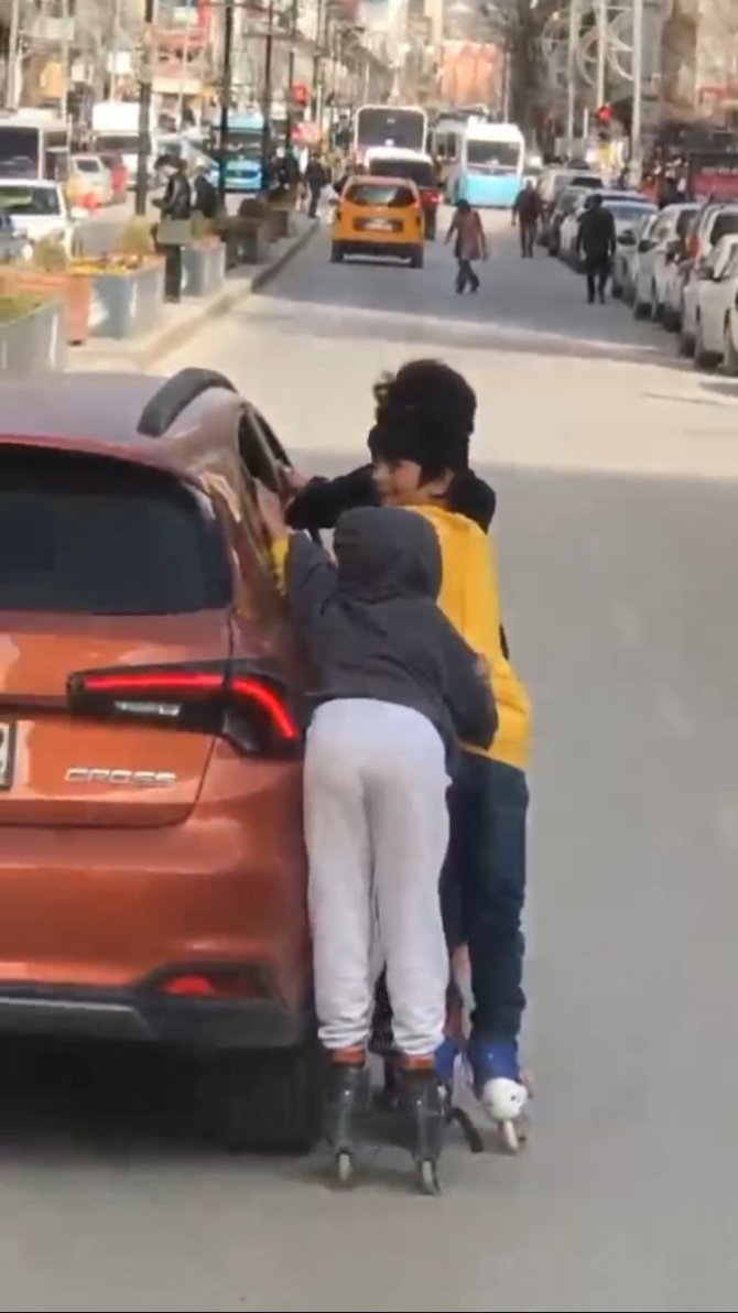 Patenli Çocukların Tehlikeli Yolculuğu Kamerada