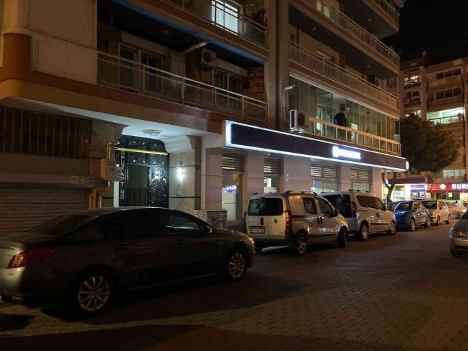 İ̇zmir’de Miras Tartışmasında Silahla Vurulan Kadın Ağır Yaralandı