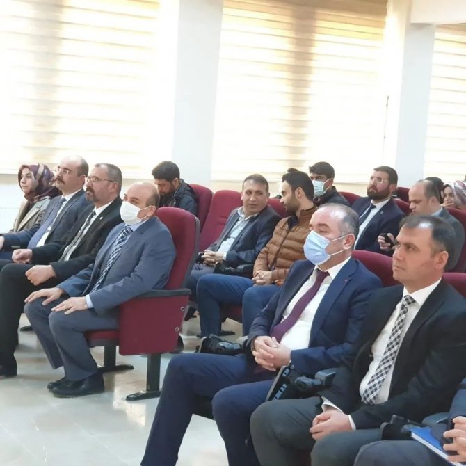 Kangal’da Bağımlılıkla Mücadele Çalıştayı Yapıldı