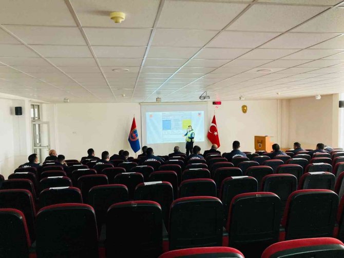 Jandarmadan Hükümlü Ring Aracı Şoförlerine Eğitim