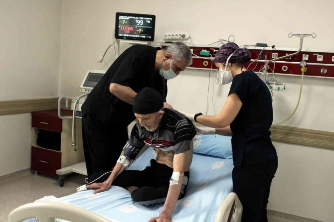 Kayseri Devlet Hastanesi’nde Tedavi Gören Tek Covid Hastası Kaldı