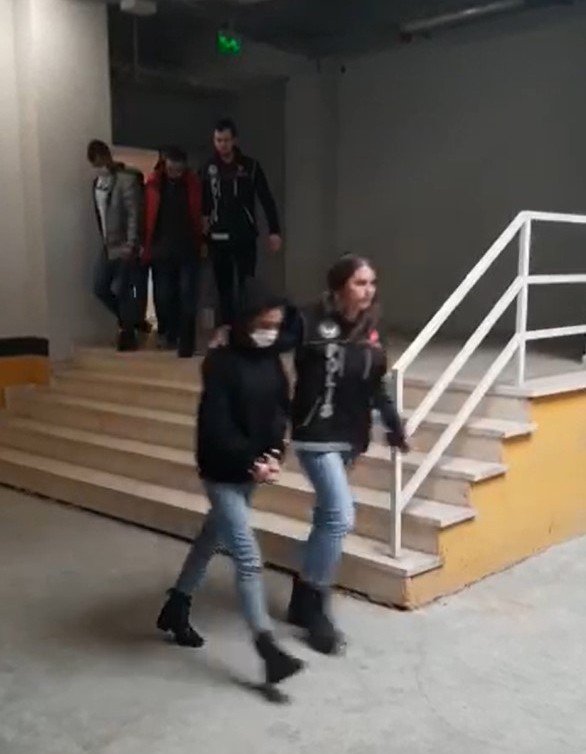 Kocaeli’de İki Farklı Uyuşturucu Operasyonunda 6 Kişi Tutuklandı