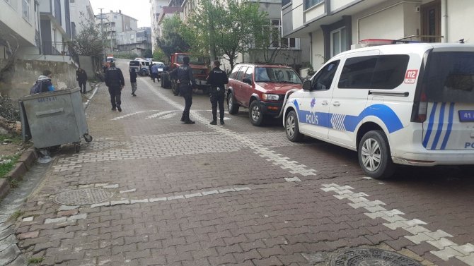 Kapısında Bekleyip Evinden Çıkarken Kurşun Yağdırdılar
