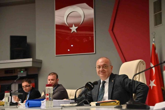 Manisa Büyükşehir Belediyesinin Bütçesi Fazla Verdi