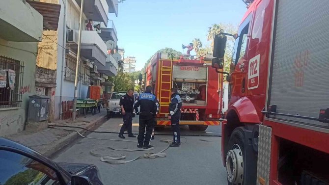 Metruk Evde Çıkan Yangın Korkuttu