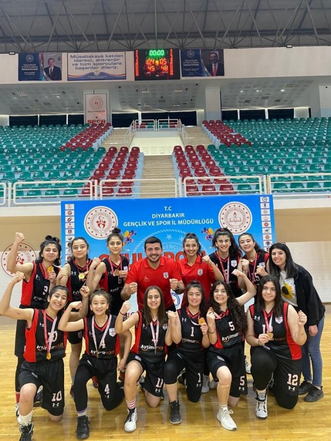 Nusaybinli Basketbolcular Türkiye Finallerine Kaldı