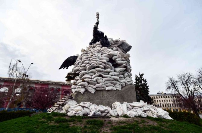 Kiev’de Yeni Bir Saldırı İhtimaline Karşı Tedirginlik Sürüyor