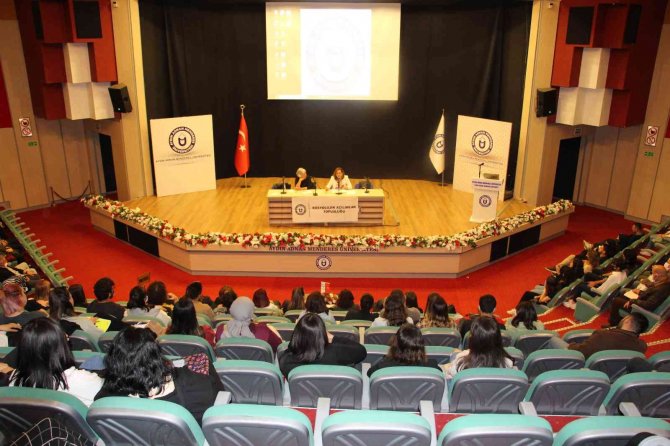 "Toplumsal Hayatta Ve Edebiyatta Erkeklikler" Etkinliği Gerçekleşti