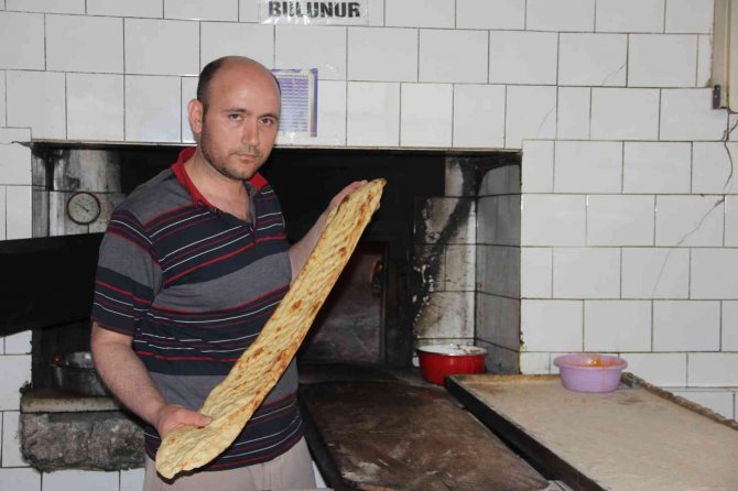 Ermenilerin Yaptığı Fırında 1905’ten Bu Yana Ramazan Pidesi Pişiyor