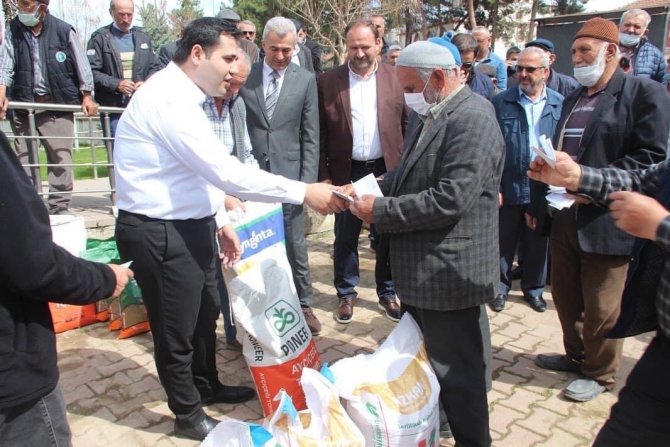 Taşovalı 800 Çiftçiye Tohum Desteği