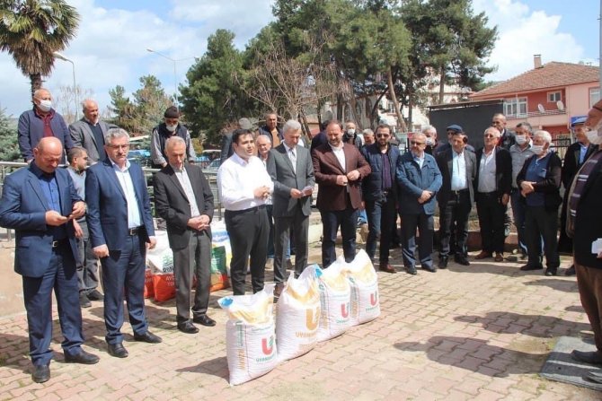 Taşovalı 800 Çiftçiye Tohum Desteği