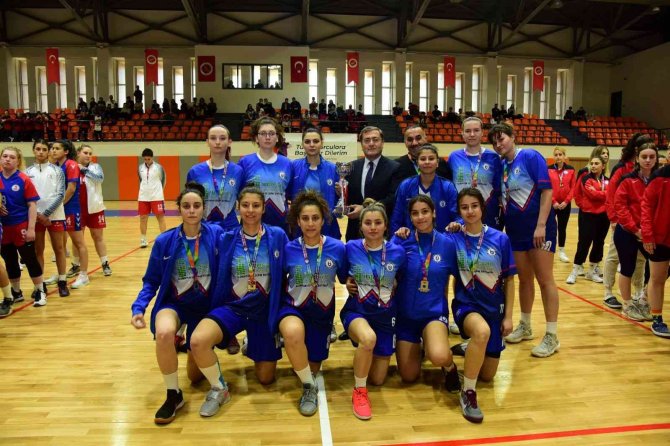 Adü Kadın Basketbol Takımı Süper Lig Elemelerine Katılmaya Hak Kazandı
