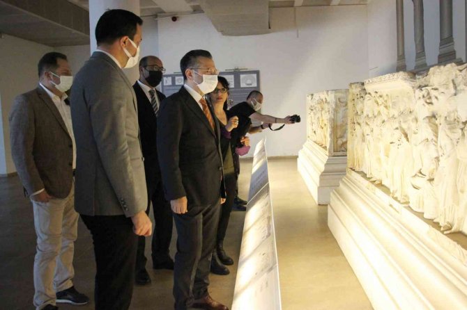 Polisin Operasyonun Ardından Aydın Arkeoloji Müzesi’ndeki İncelemeler Tamamladın