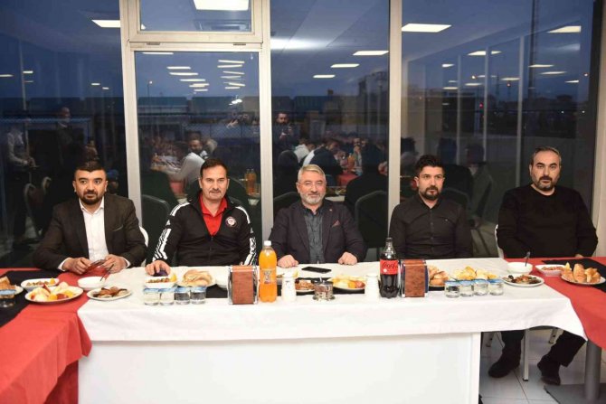 Başkan Aşgın’dan Çorumspor’lu Futbolculara 500 Bin Tl Prim