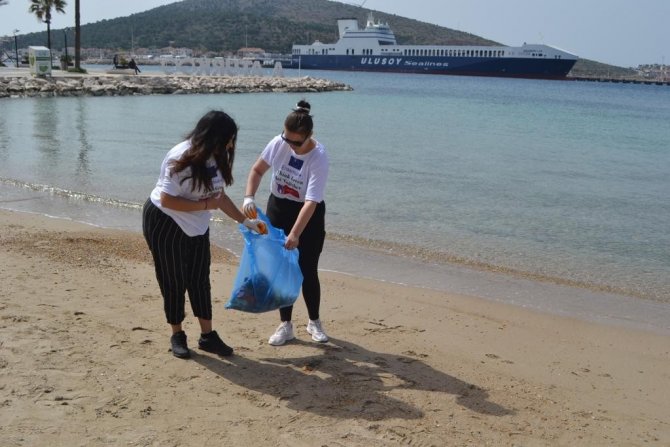 Plastik Atıklara Karşı Dikkat Çeken Proje: 5 Ülkeden Katılımcılar Çeşme’de