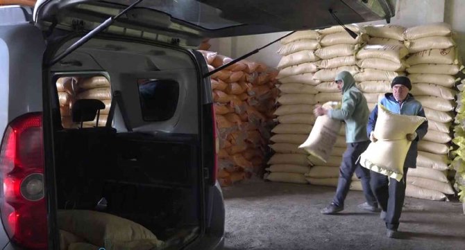 Aksaray’da 423 Çiftçiye Tohum Desteği