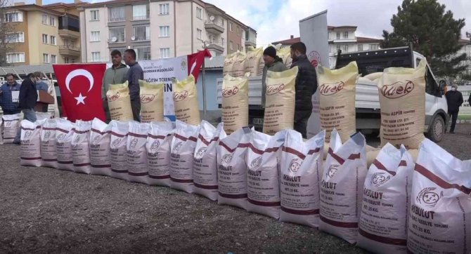 Aksaray’da 423 Çiftçiye Tohum Desteği